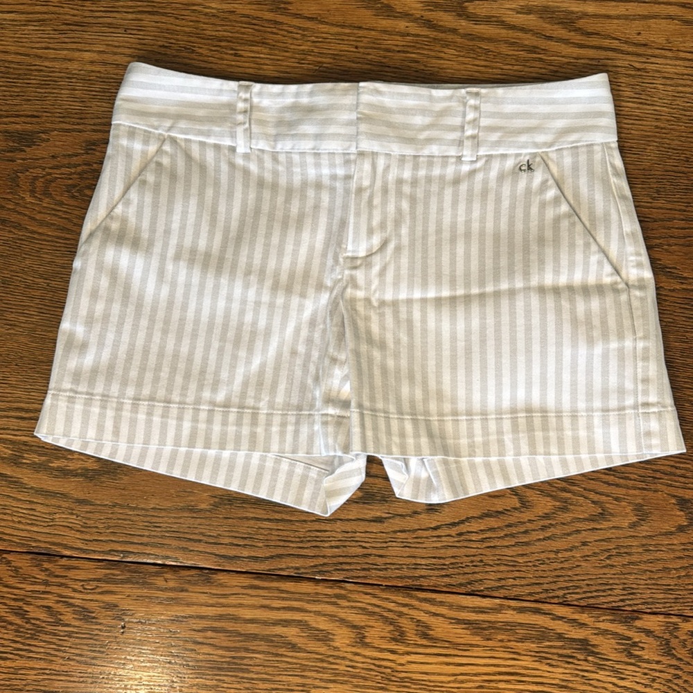 Calvin Klein White Striped Shorts Classic Tailored Design, Size 0